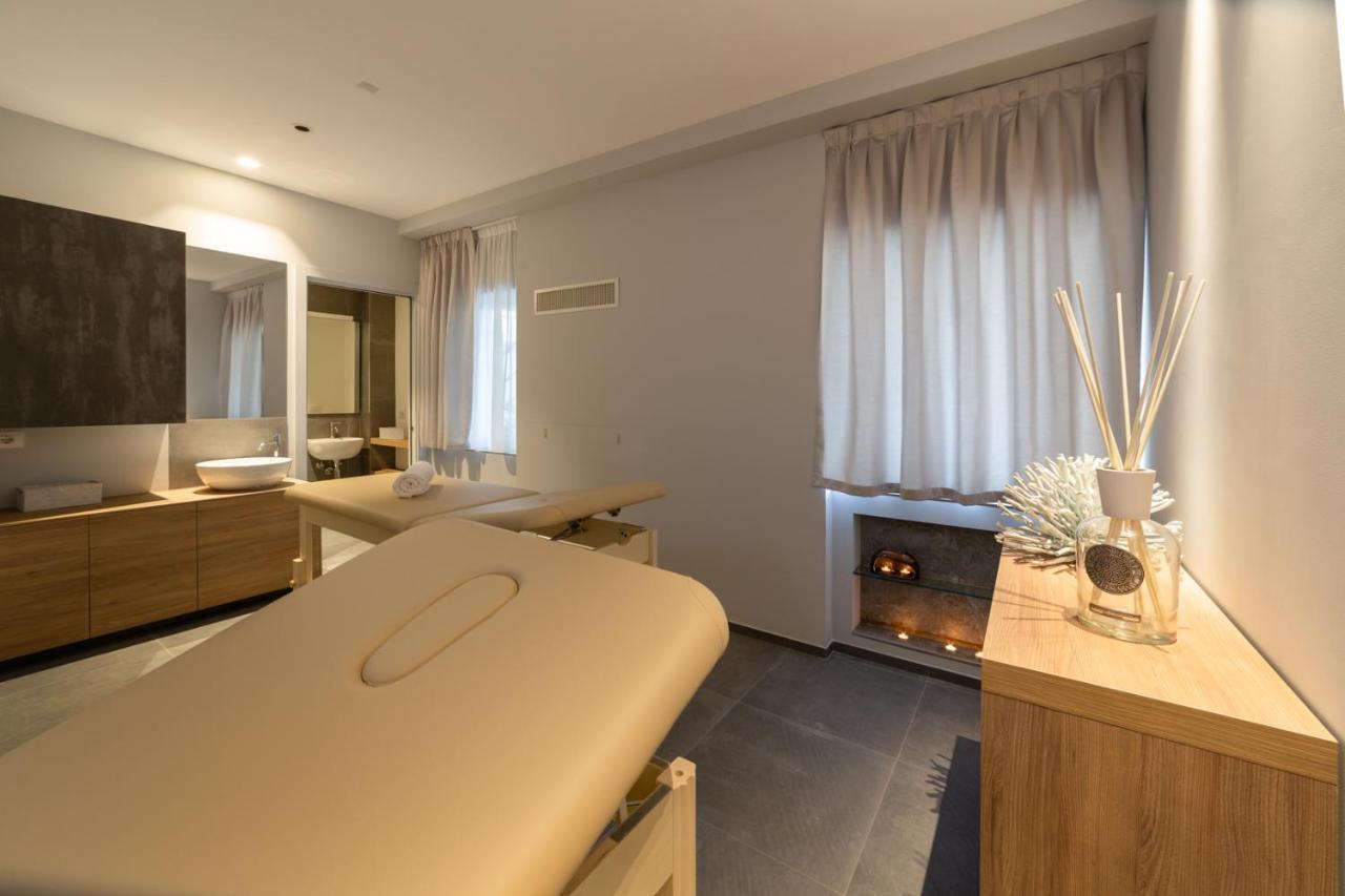 Waldorf Palace Hotel Cattolica Esterno foto