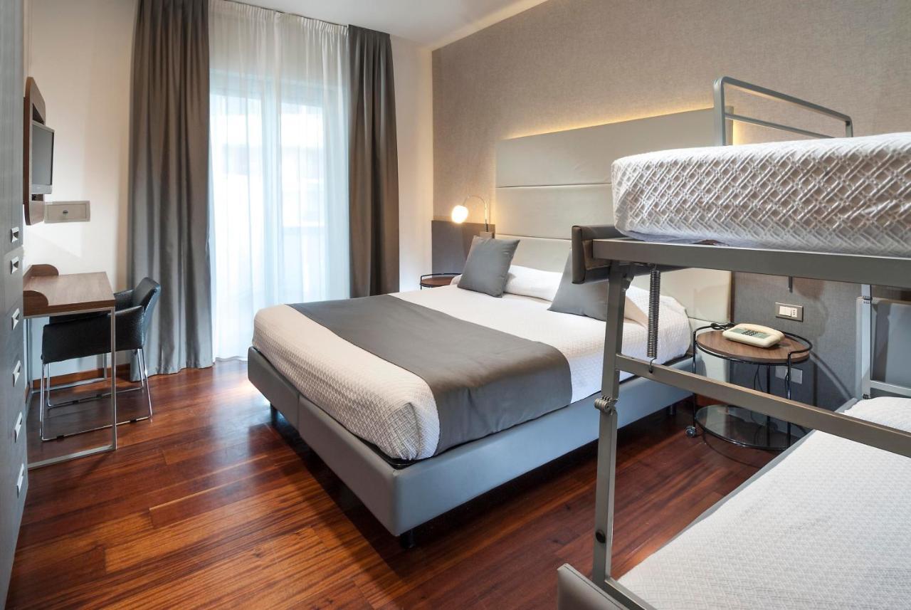 Waldorf Palace Hotel Cattolica Esterno foto