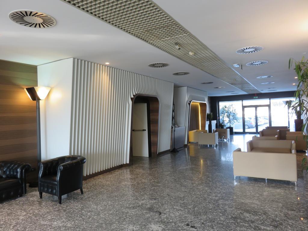 Waldorf Palace Hotel Cattolica Esterno foto
