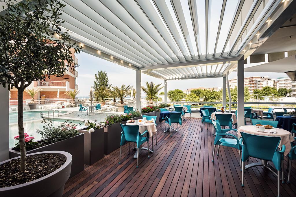 Waldorf Palace Hotel Cattolica Esterno foto
