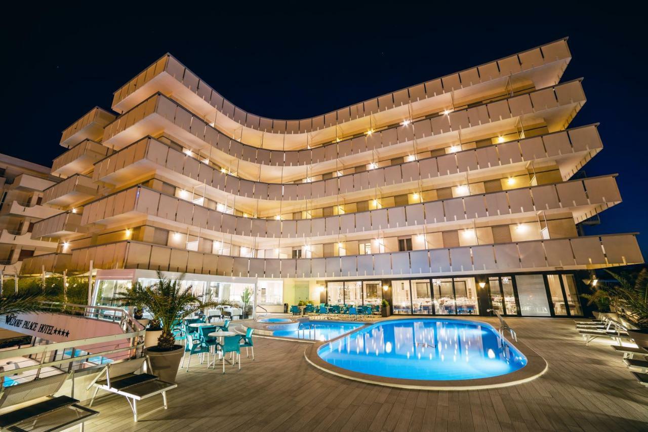 Waldorf Palace Hotel Cattolica Esterno foto